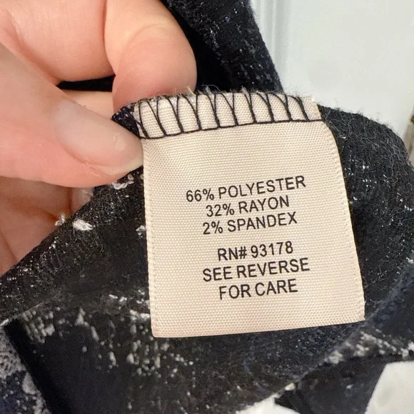 Philosophy Blue and White Floral Open-Front Long Knit Cardigan - Picture 5 of 6